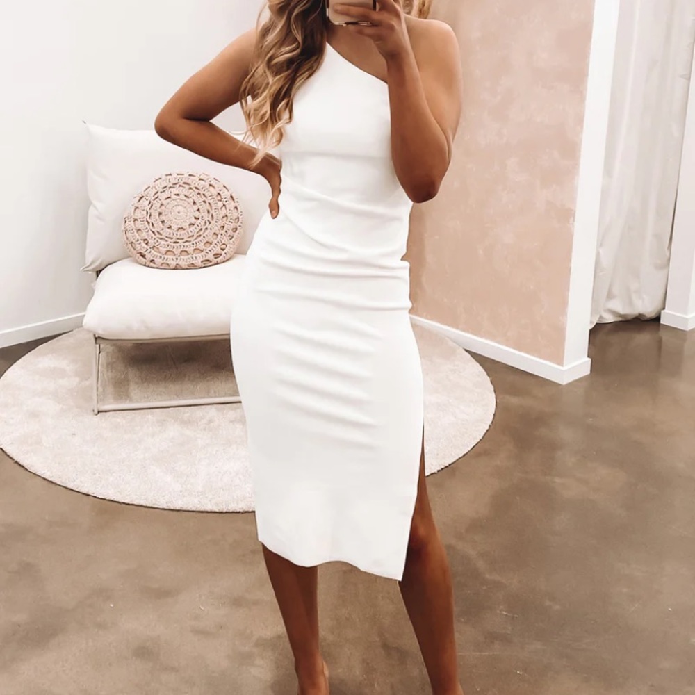 Jean jail white dress